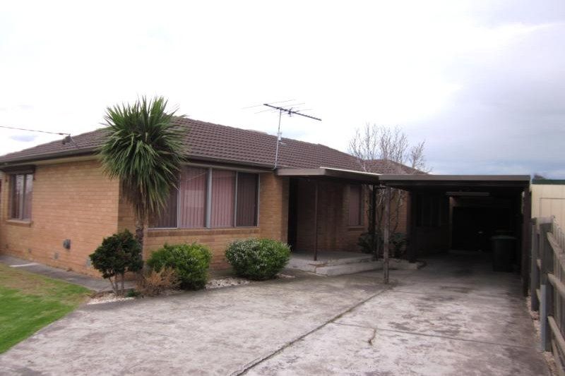 LOVELY THREE BEDROOM HOME      *Insp Thu 19th May @ 5:00pm & Sat 21st May @ 10:40am*