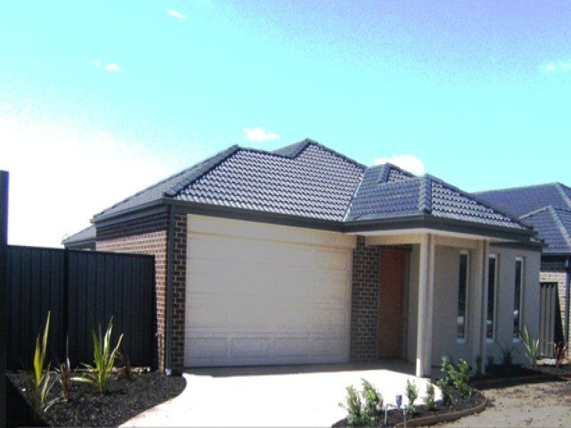 10 Viridian Drive, Hillside - Thumbnail 2