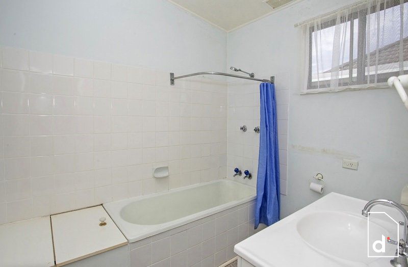 6 Corinda Road, Woonona NSW