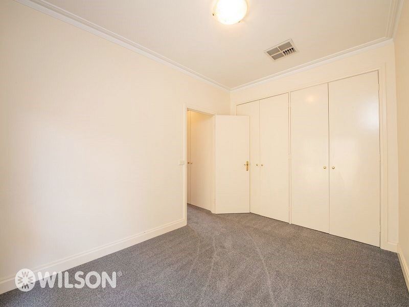 2/13 Caramar Avenue, Brighton East