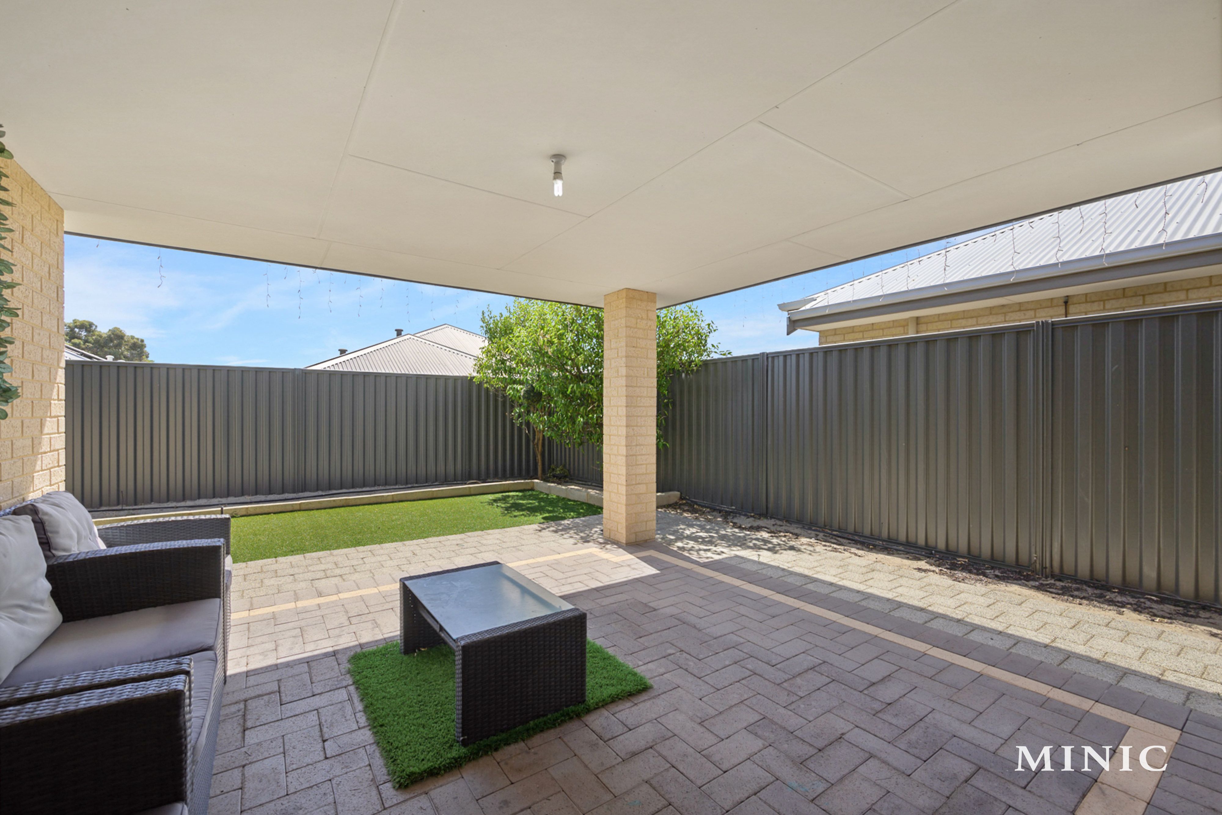 Real Estate For Sale 21 Strathclyde Circuit Champion Lakes , WA