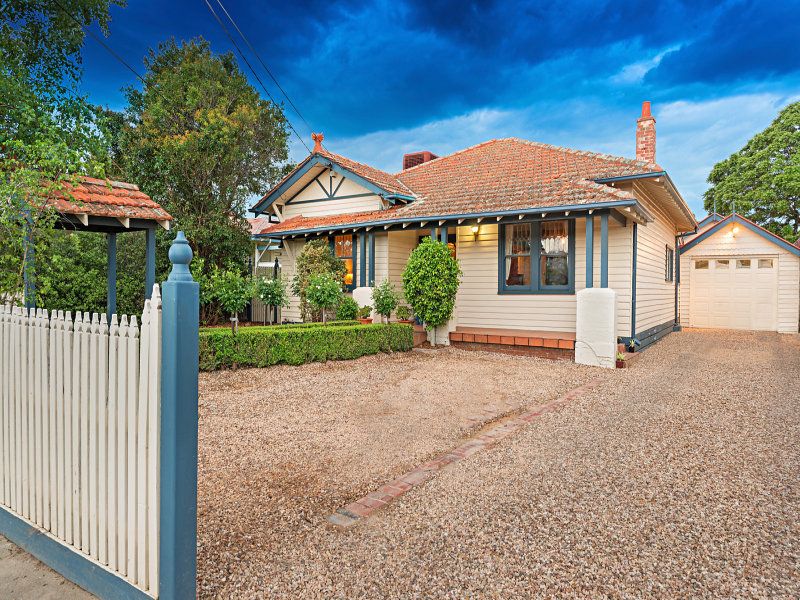 19 Acheron Avenue, Reservoir