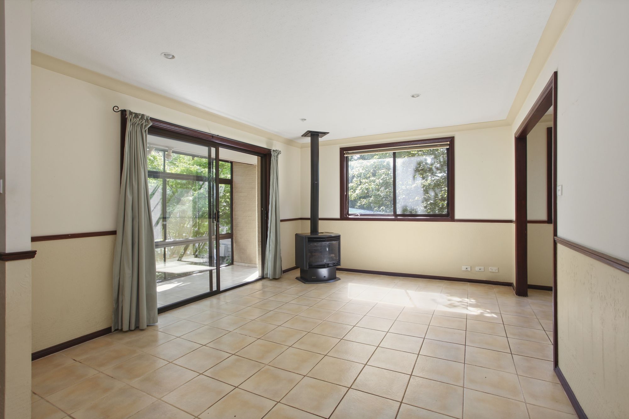 24 Farnells Road Katoomba 2780