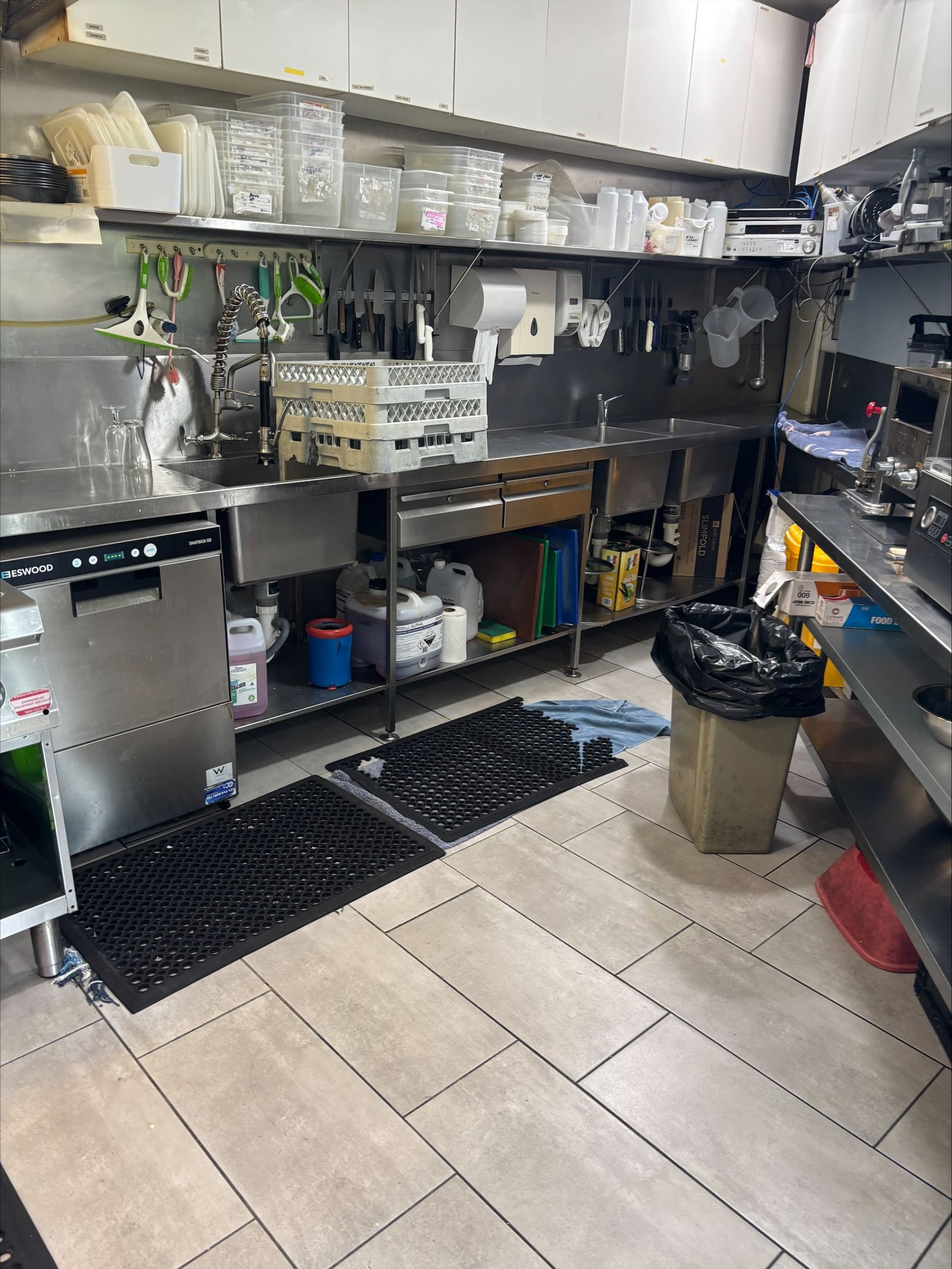 Shop 1 & 2/4 Arcadia Road, Nelly Bay