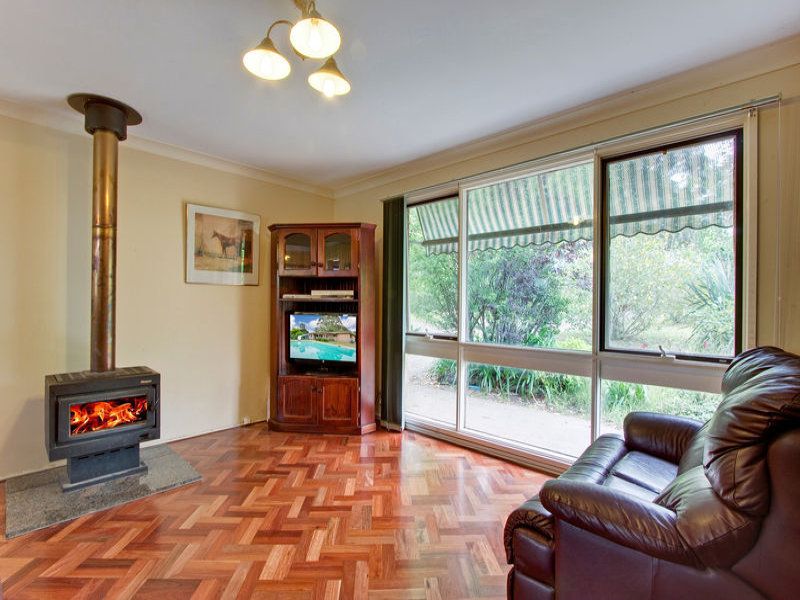 84 Blaxlands Ridge Road, Kurrajong - Thumbnail 4