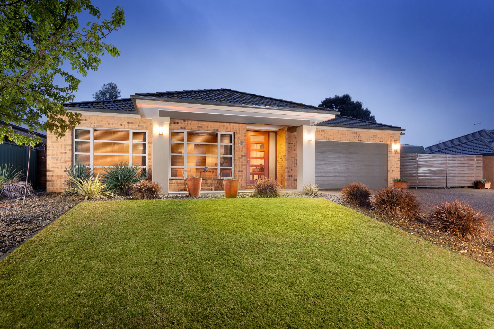 11 Featherstone Avenue, Glenroy OBrien Real Estate