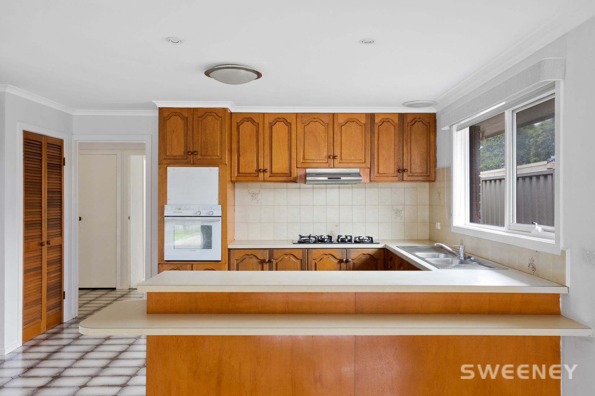 36 Edwards Drive, Altona Meadows - Thumbnail 6