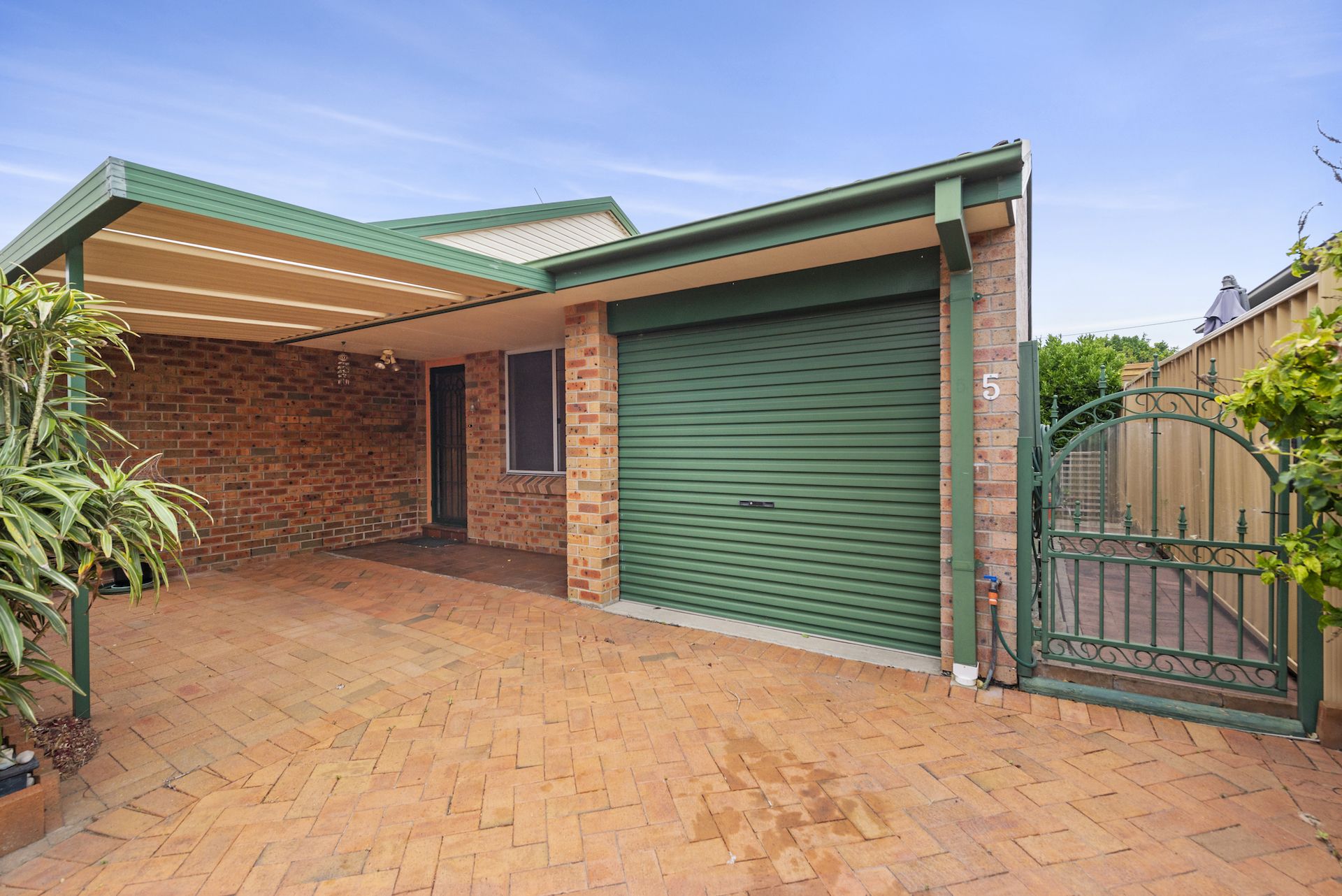 5 Tasman Court, Caves Beach - Thumbnail 2