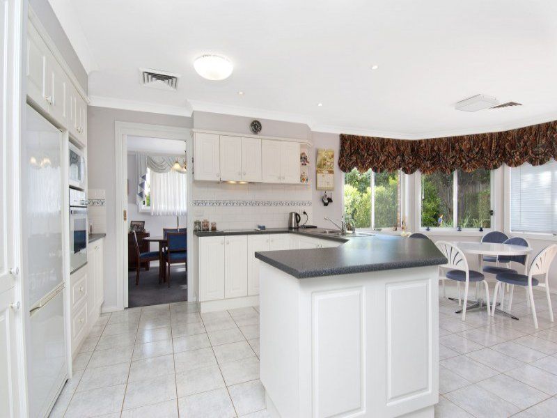 14 David Road CASTLE HILL NSW, Castle Hill - Thumbnail 5