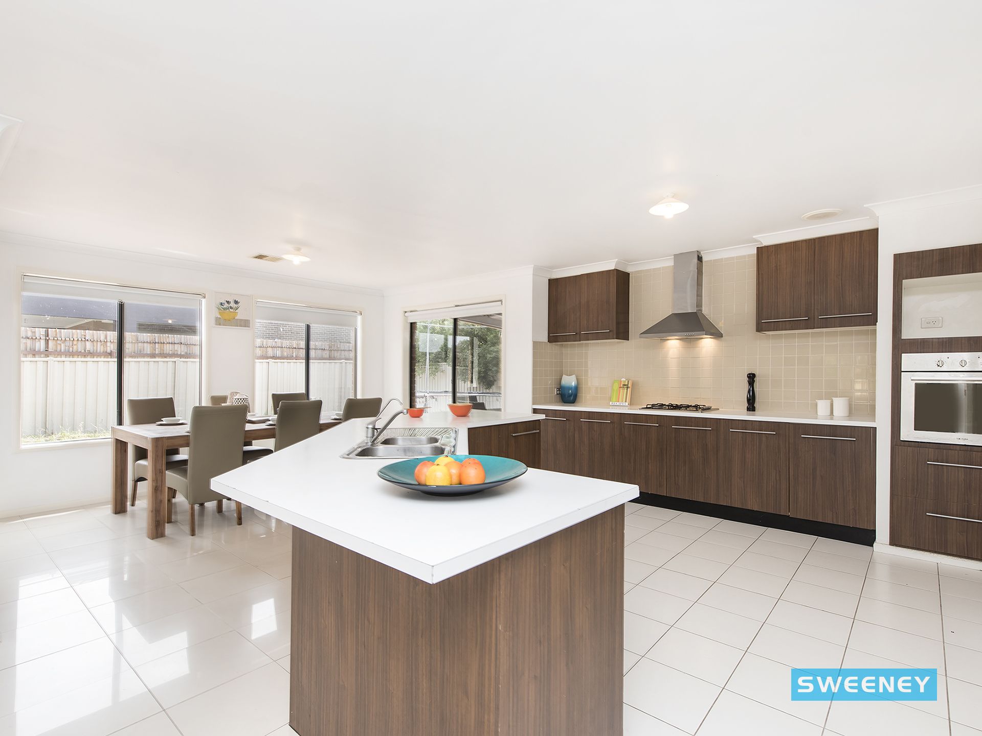 35 Dunstall Gardens, Caroline Springs - Thumbnail 6