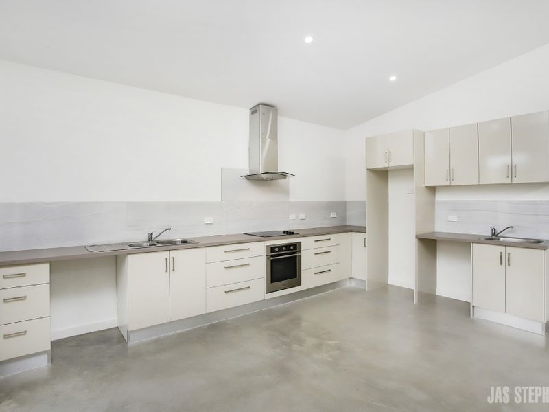 2/66 Madden Street Maidstone VIC, Maidstone - Thumbnail 3
