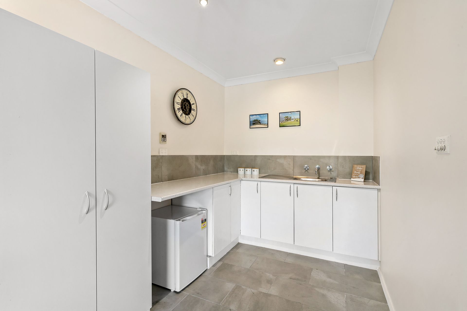 Real Estate For Sale 6 Hope Place Mcgraths Hill , NSW
