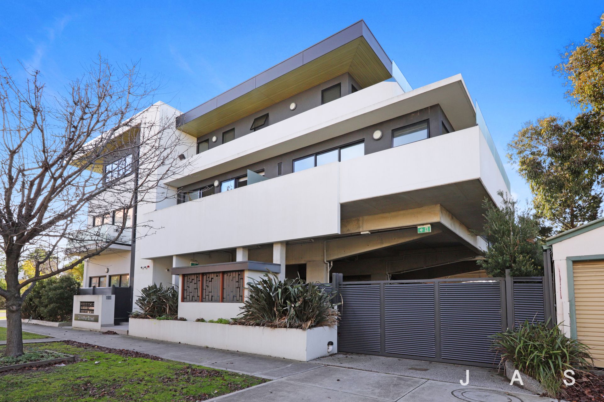 G01/20 Arthur Street Footscray VIC, Footscray - Thumbnail 2