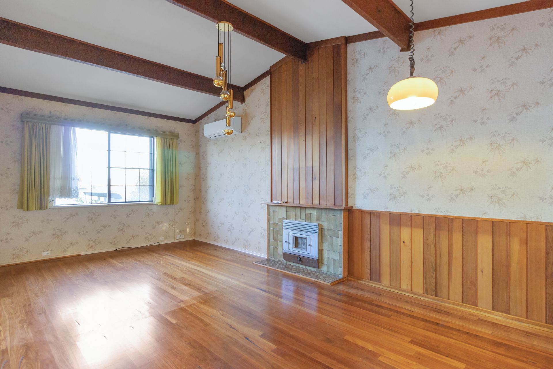 Real Estate For Lease 42 Maud Street Cardiff South , NSW