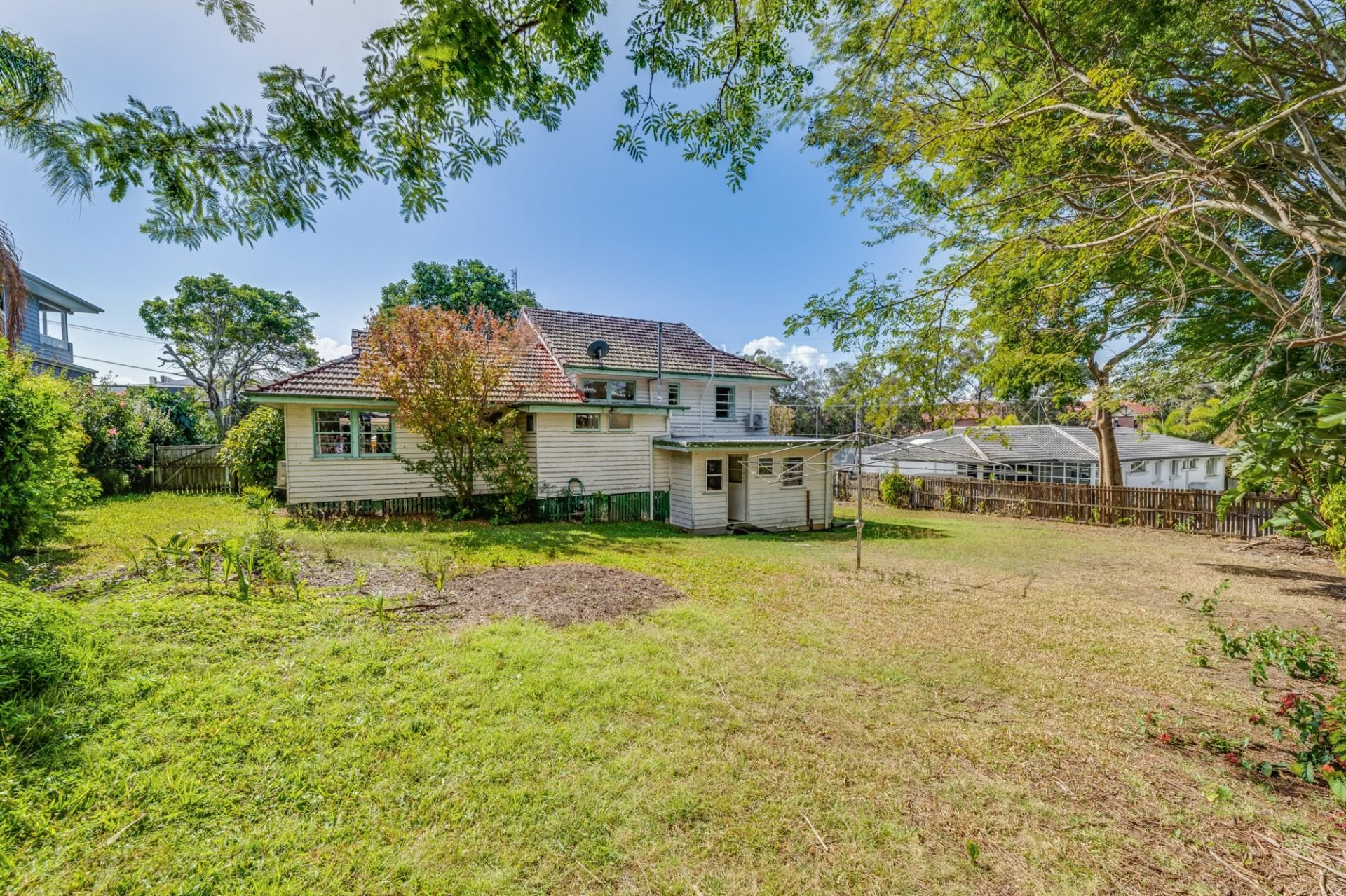 4 Drury Avenue, Southport Amir Prestige Group