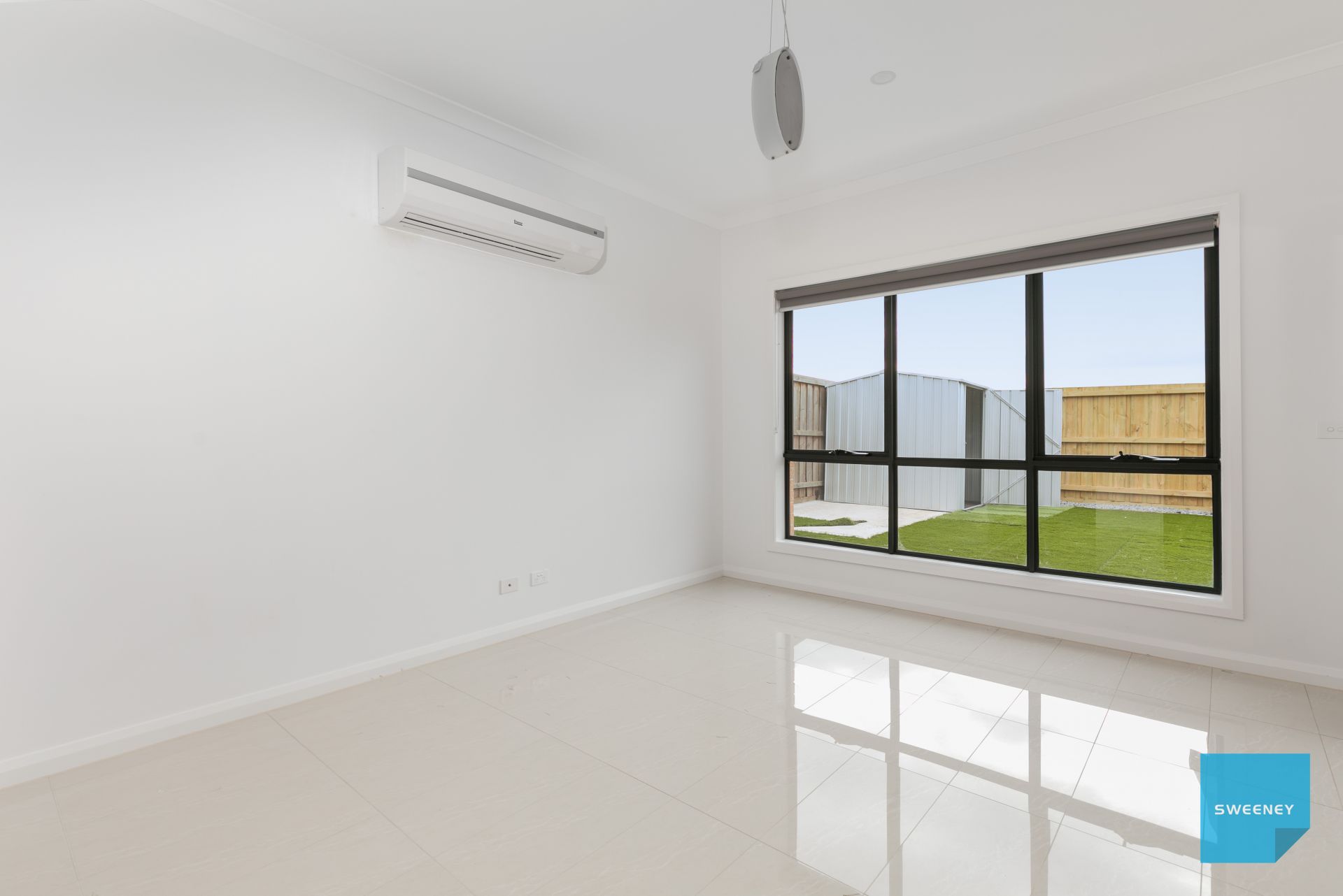 1/11 Lockwood Court, Fraser Rise - Thumbnail 4