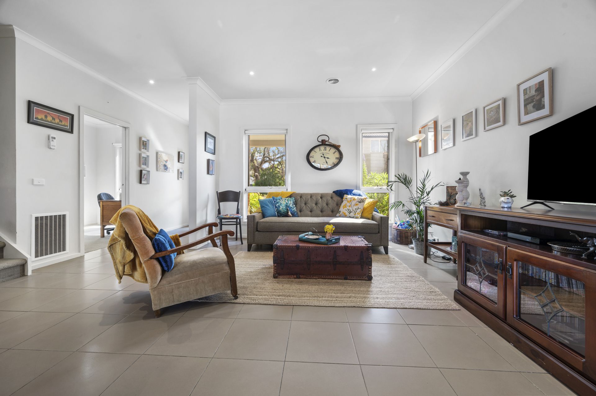 Effortless Modern Living