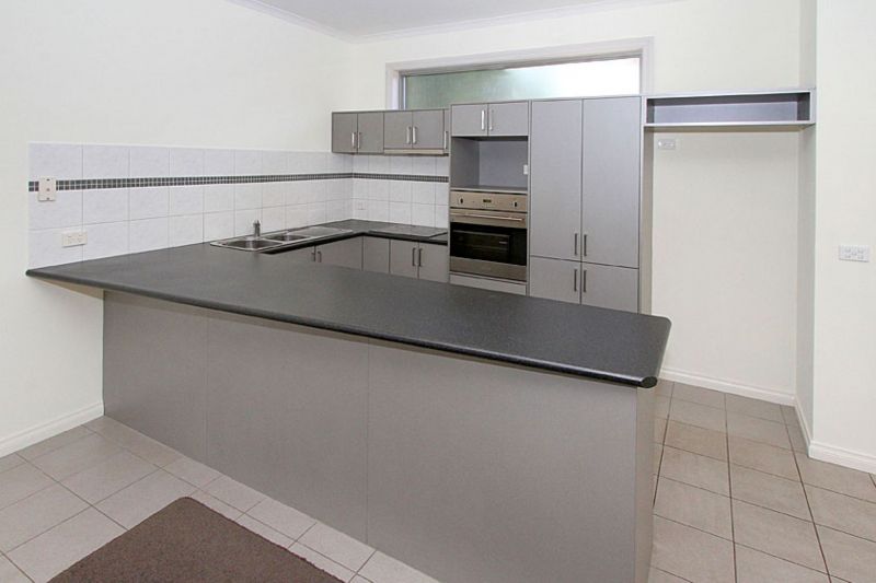 2/787 High Street, Thornbury