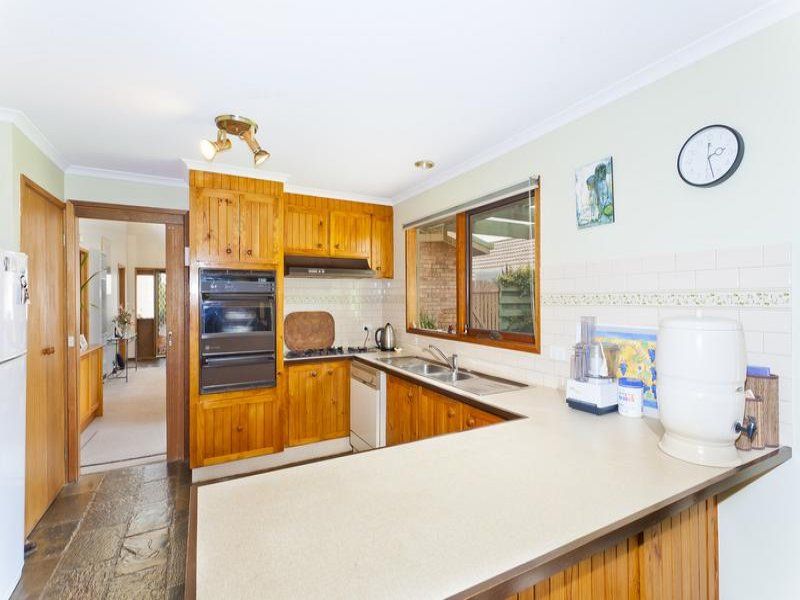 8 Trident Court OCEAN GROVE VIC, Ocean Grove - Thumbnail 5