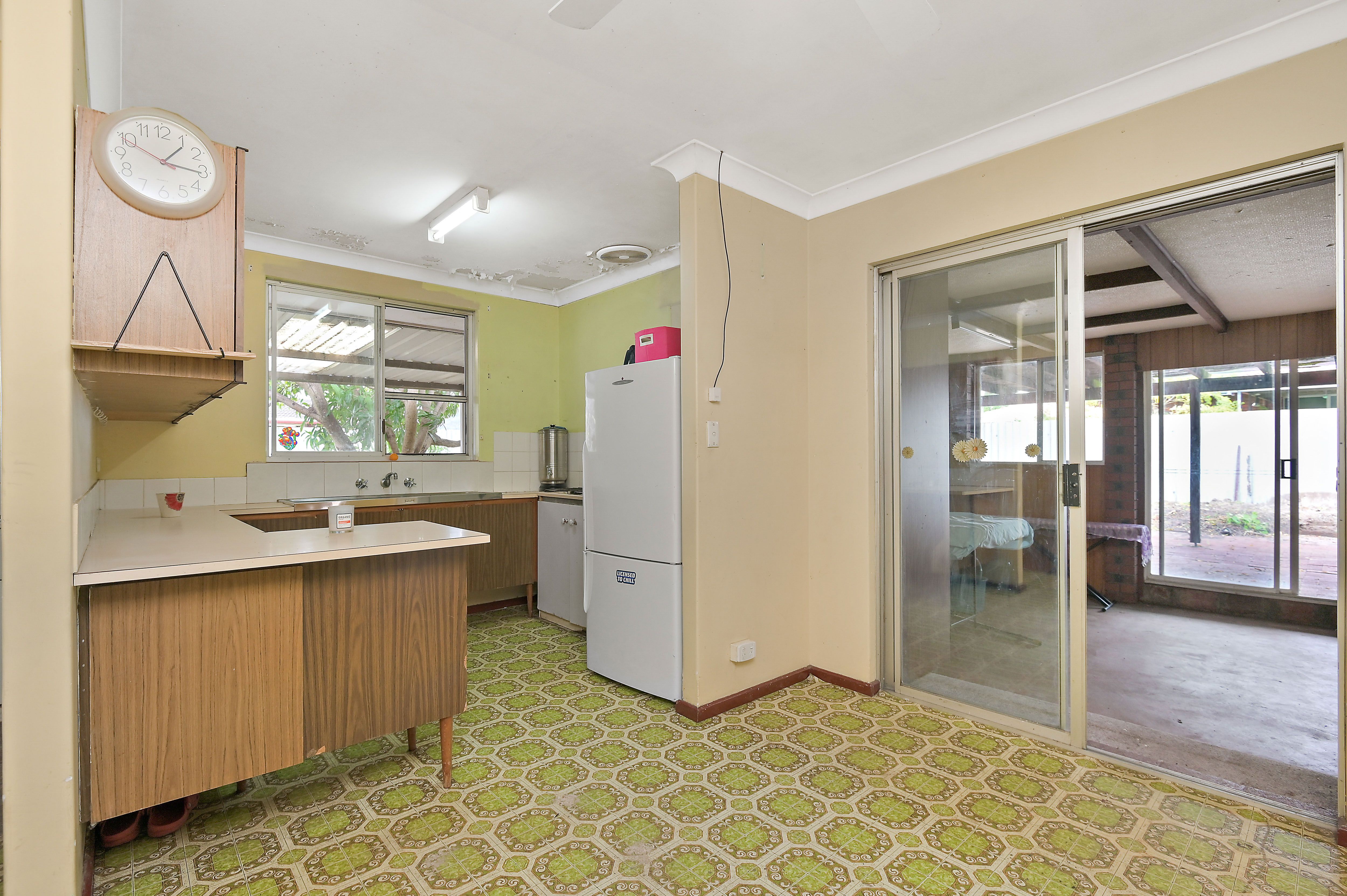 Real Estate For Sale 19 Hibiscus Road Maddington , WA