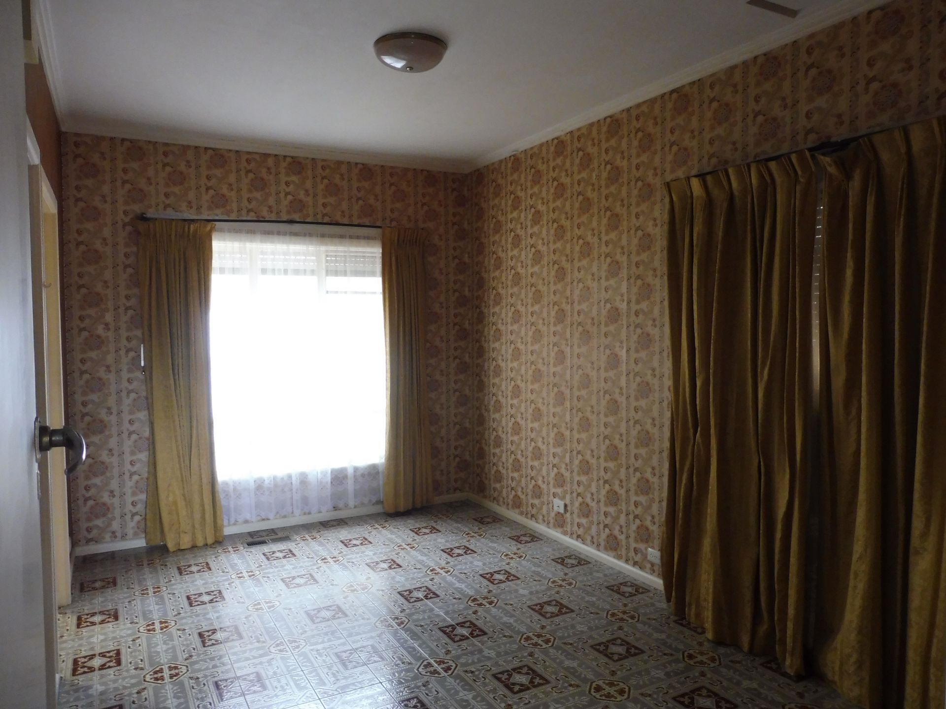 3 Bedroom Family Home