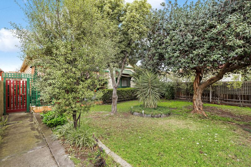 209 Ballarat Road, Footscray - Thumbnail 4