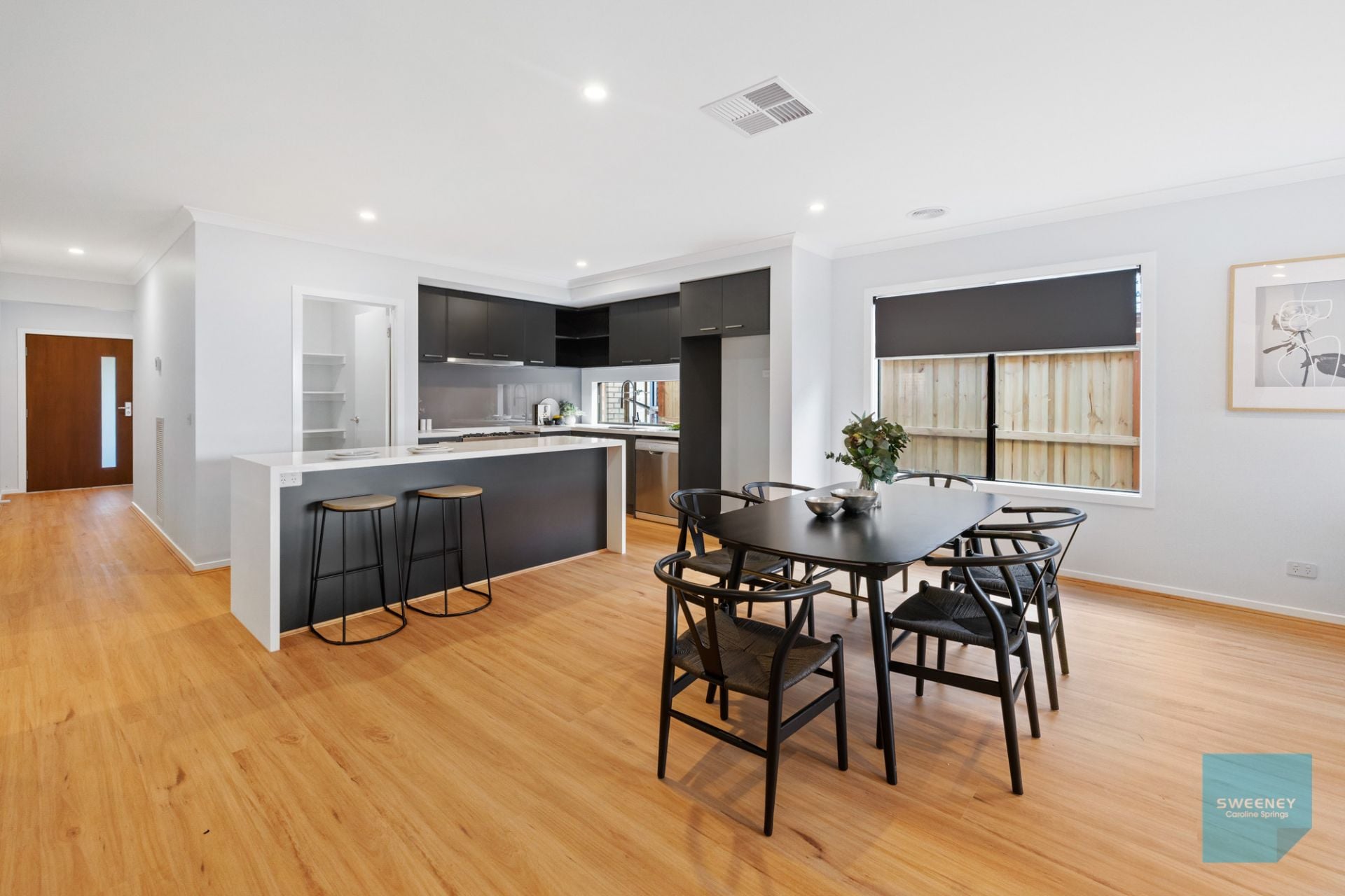 51 Mamic Boulevard, Fraser Rise - Thumbnail 7