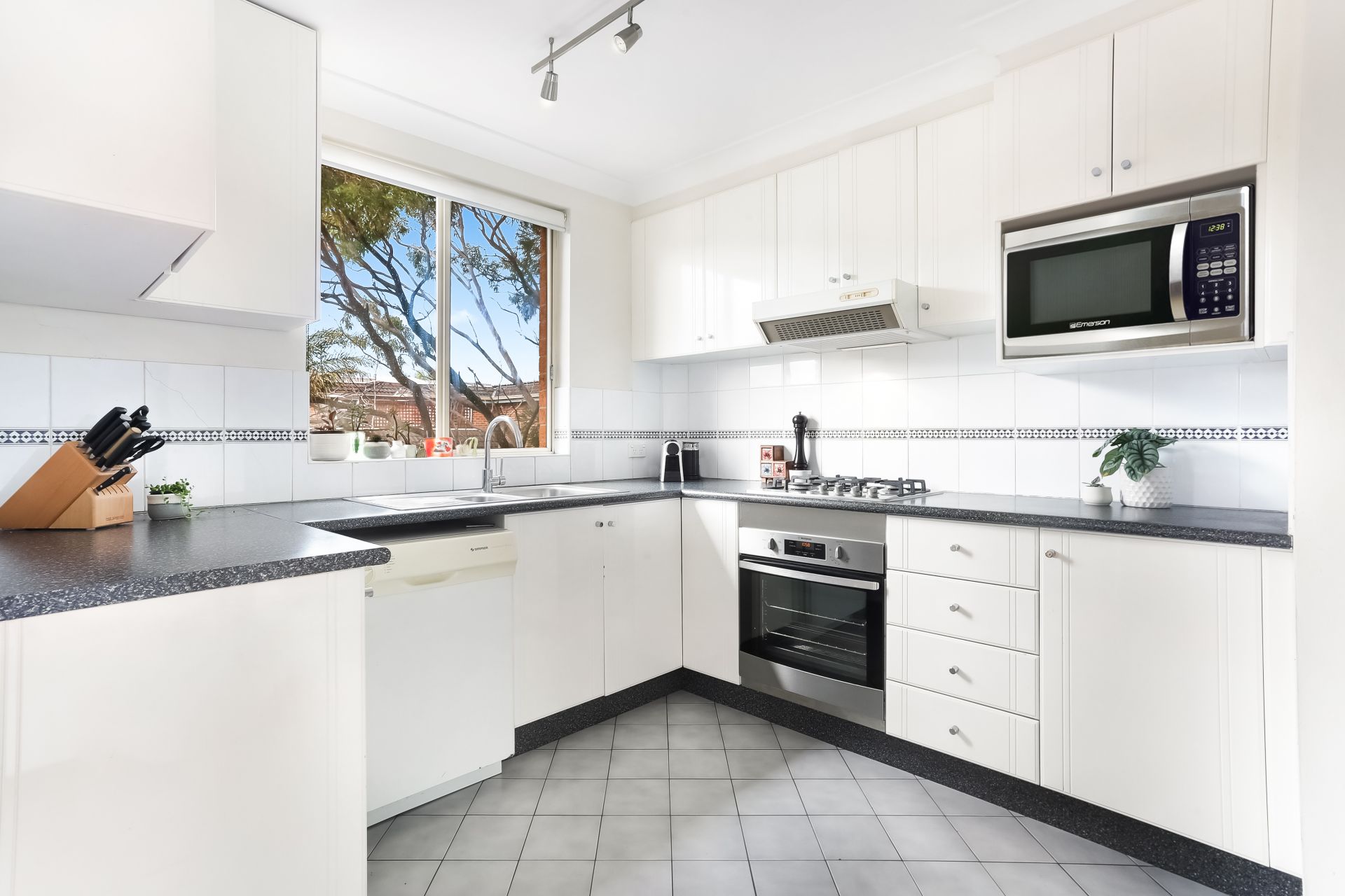 16/62-64 Rainbow Street, Kingsford, Kingsford - Thumbnail 5