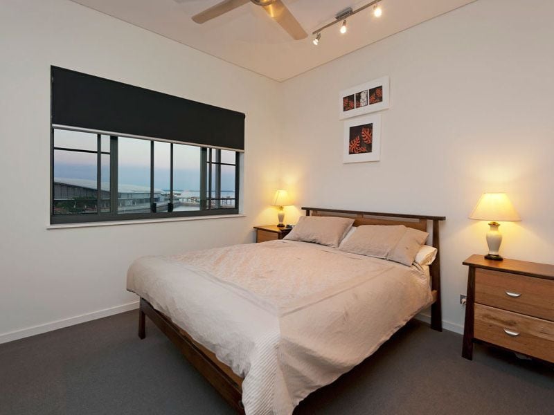 212/19B Kitchener Drive Wharf 1 Darwin 0800