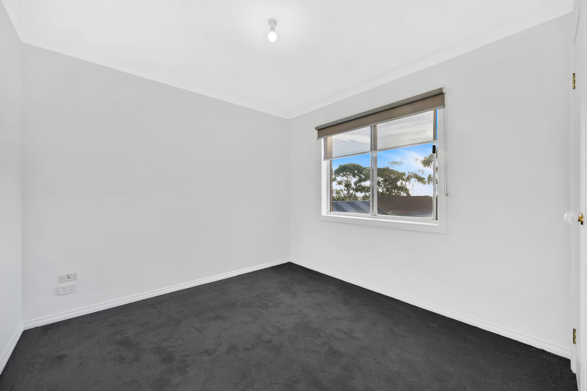GREAT LOCATION WITH EVERYTHING YOU NEED!!!