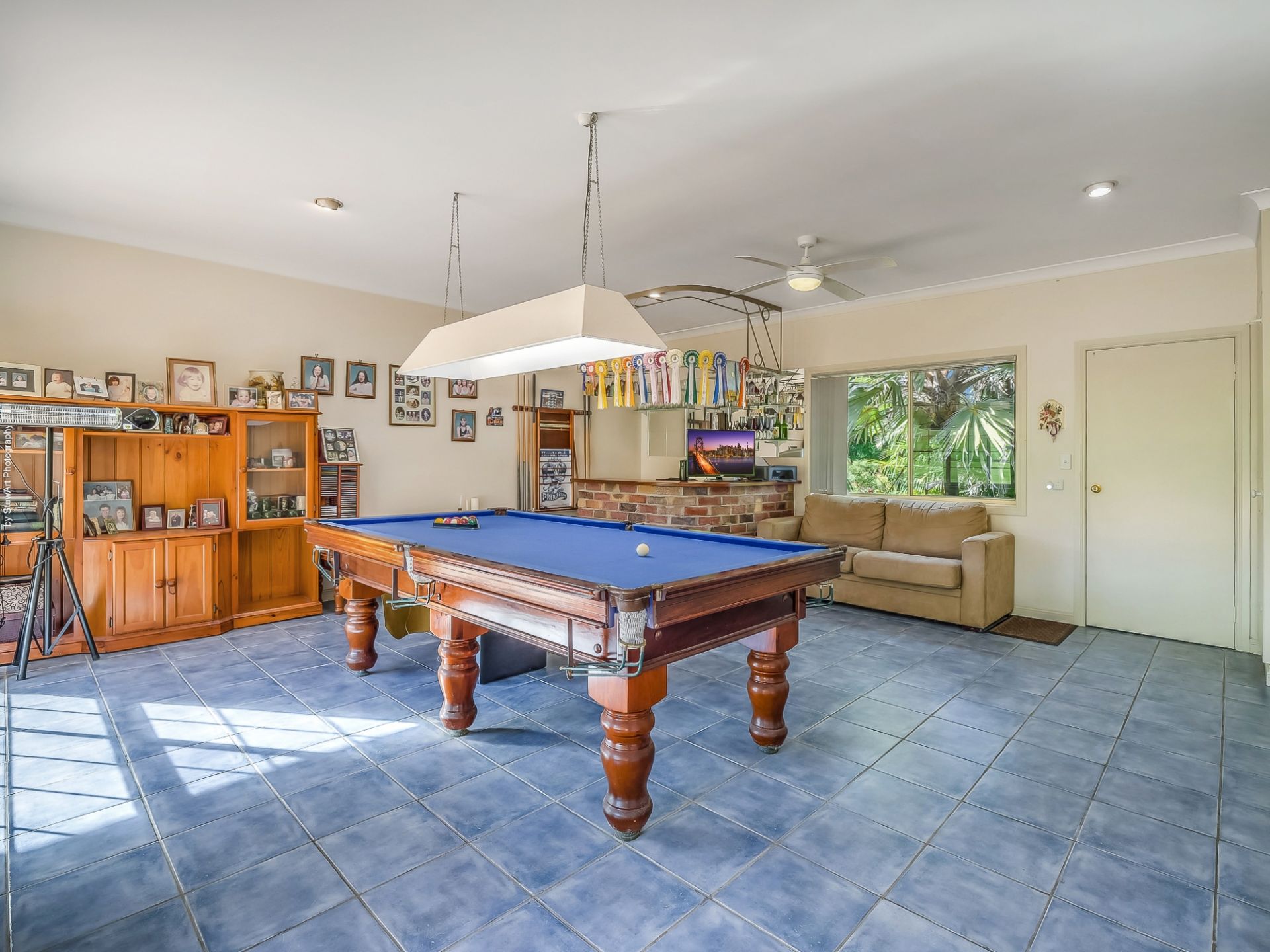 27 Cove Boulevard, RIVER HEADS Mitchells Realty