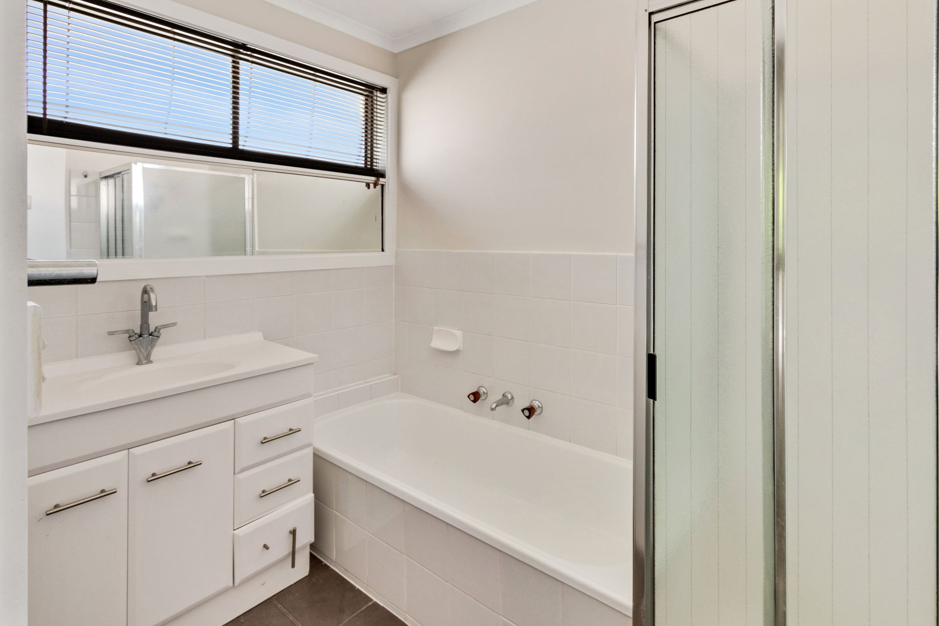 Updated Unit In The Perfect Location
