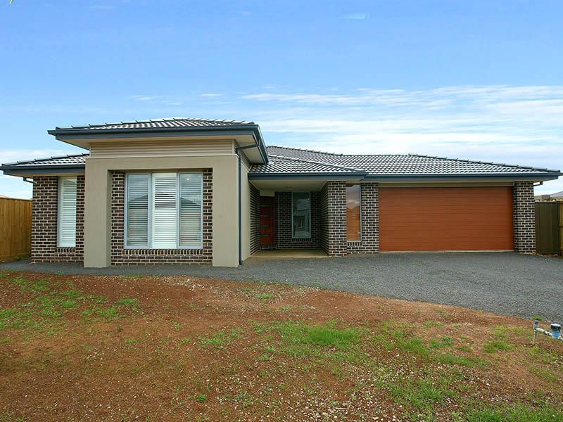 5 Hyde Close, Burnside Heights - Thumbnail 2