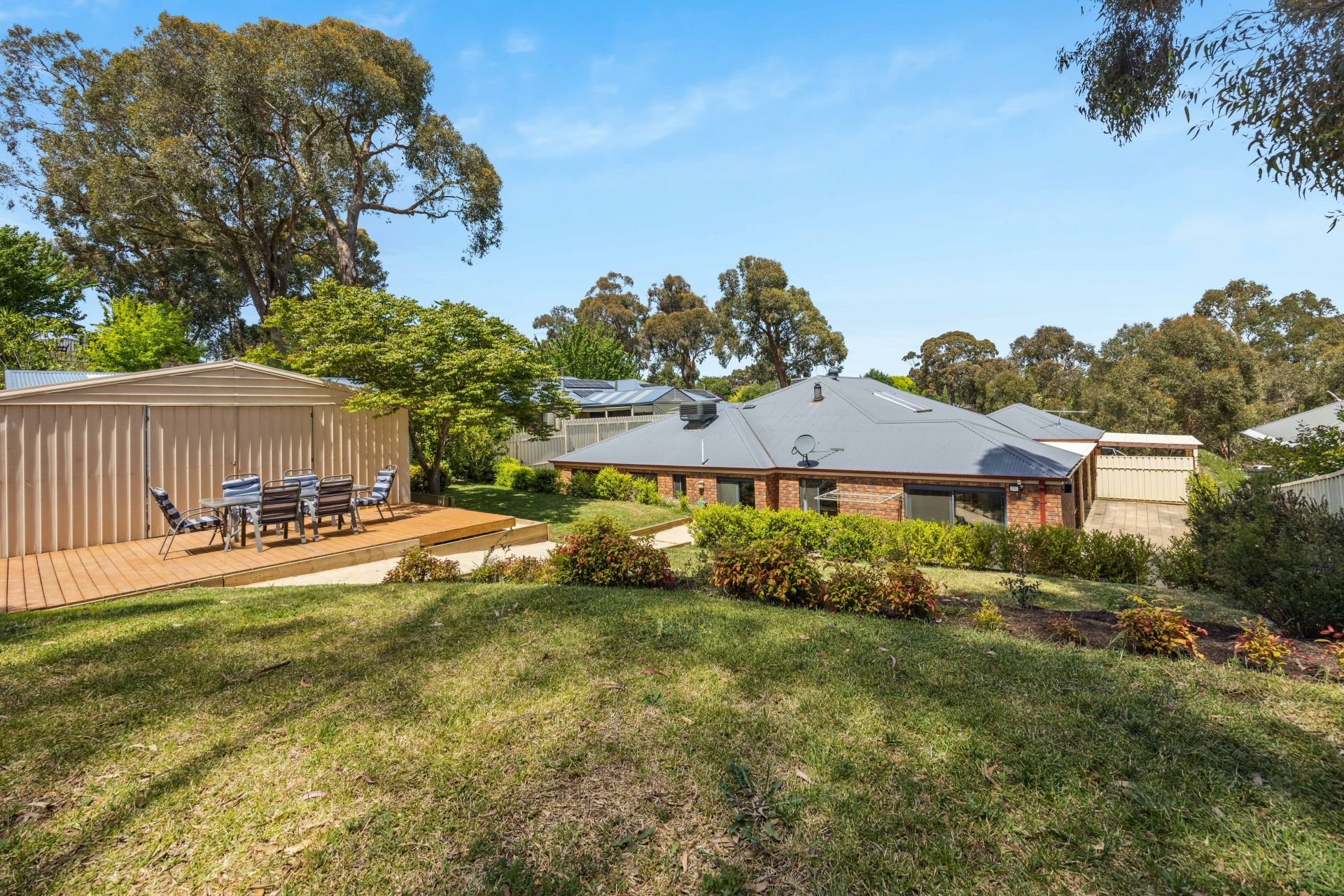 37 St Marks Drive, Woodside Adcock Real Estate