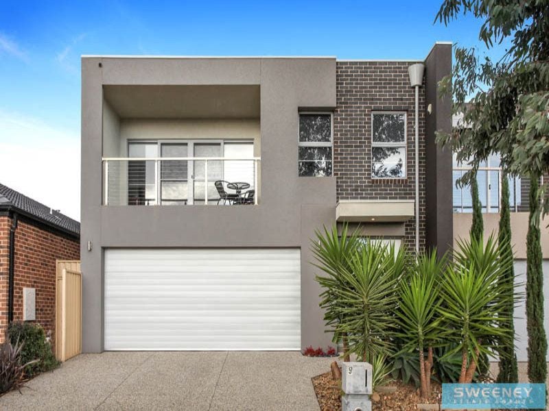 5 Monckton Place, Caroline Springs - Thumbnail 2