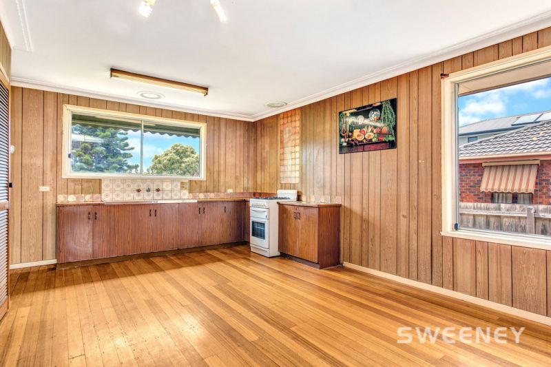 92 McIntyre Drive, Altona - Thumbnail 7