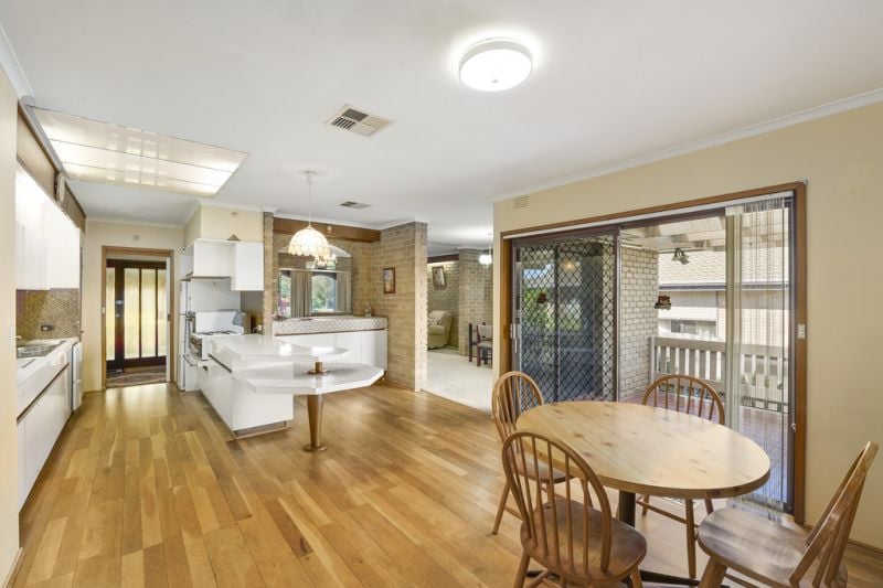 35 Gray Street, Doncaster - Thumbnail 2