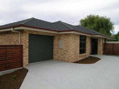 2/11A Middle Road, DEVONPORT, Devonport - Thumbnail 2