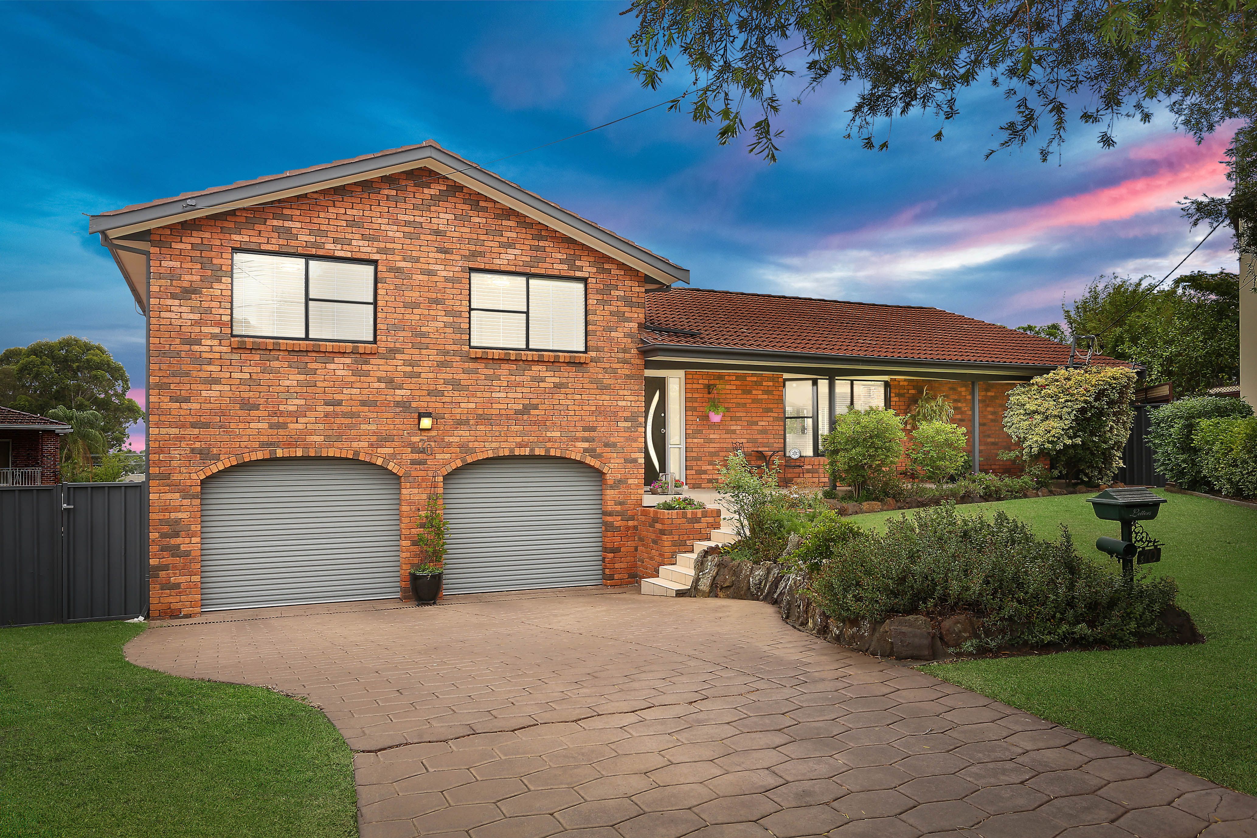 70 Sturt Avenue, Georges Hall NSW 2198