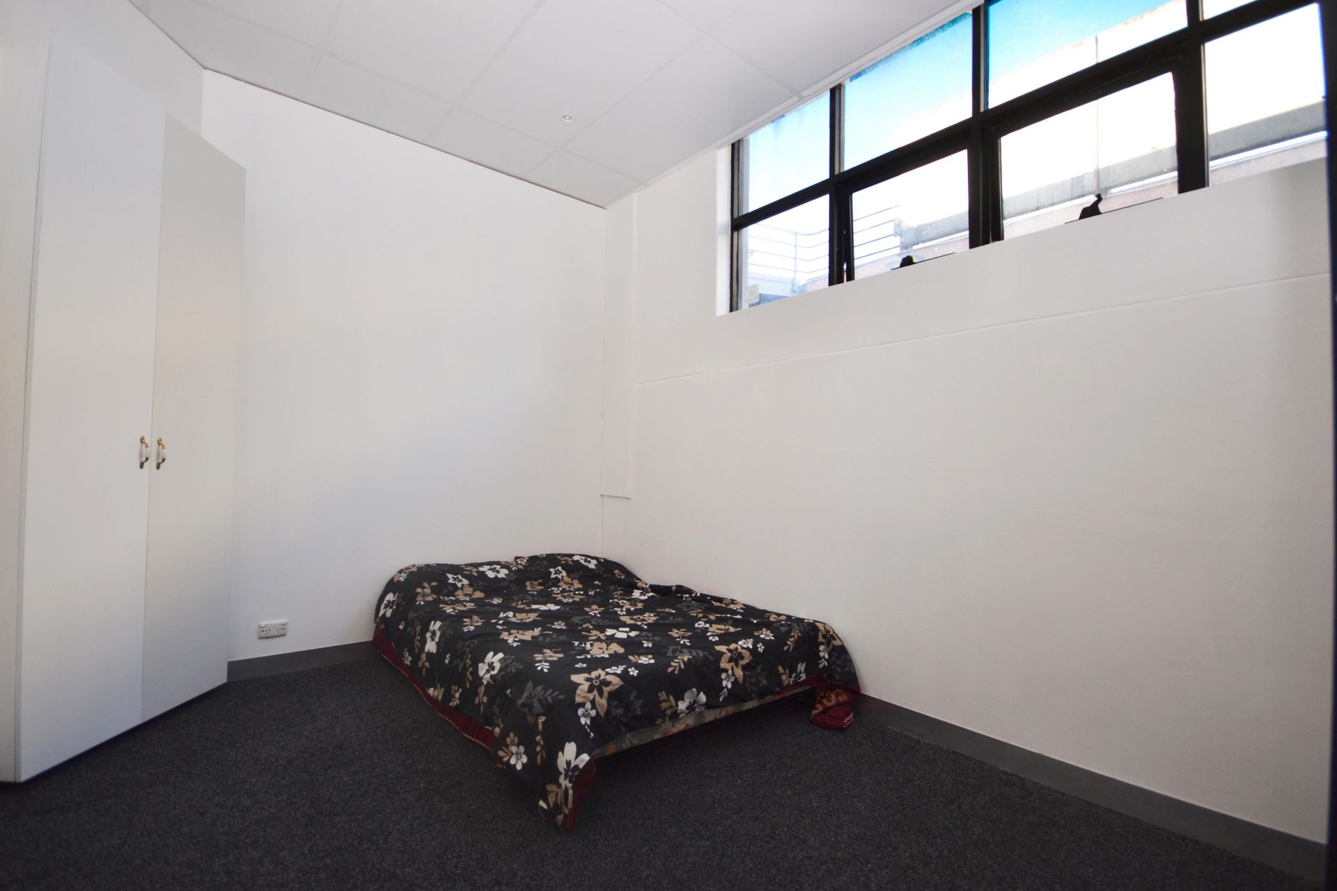 WAREHOUSE APARTMENT IN THE HEART OF PRESTON