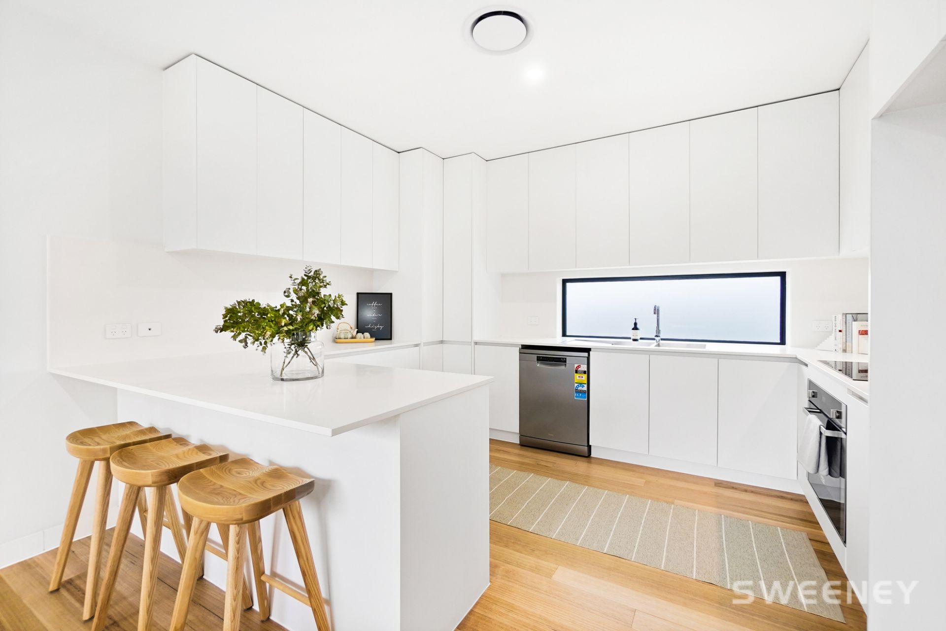 2/32 Cyclamen Avenue, Altona North - Thumbnail 3