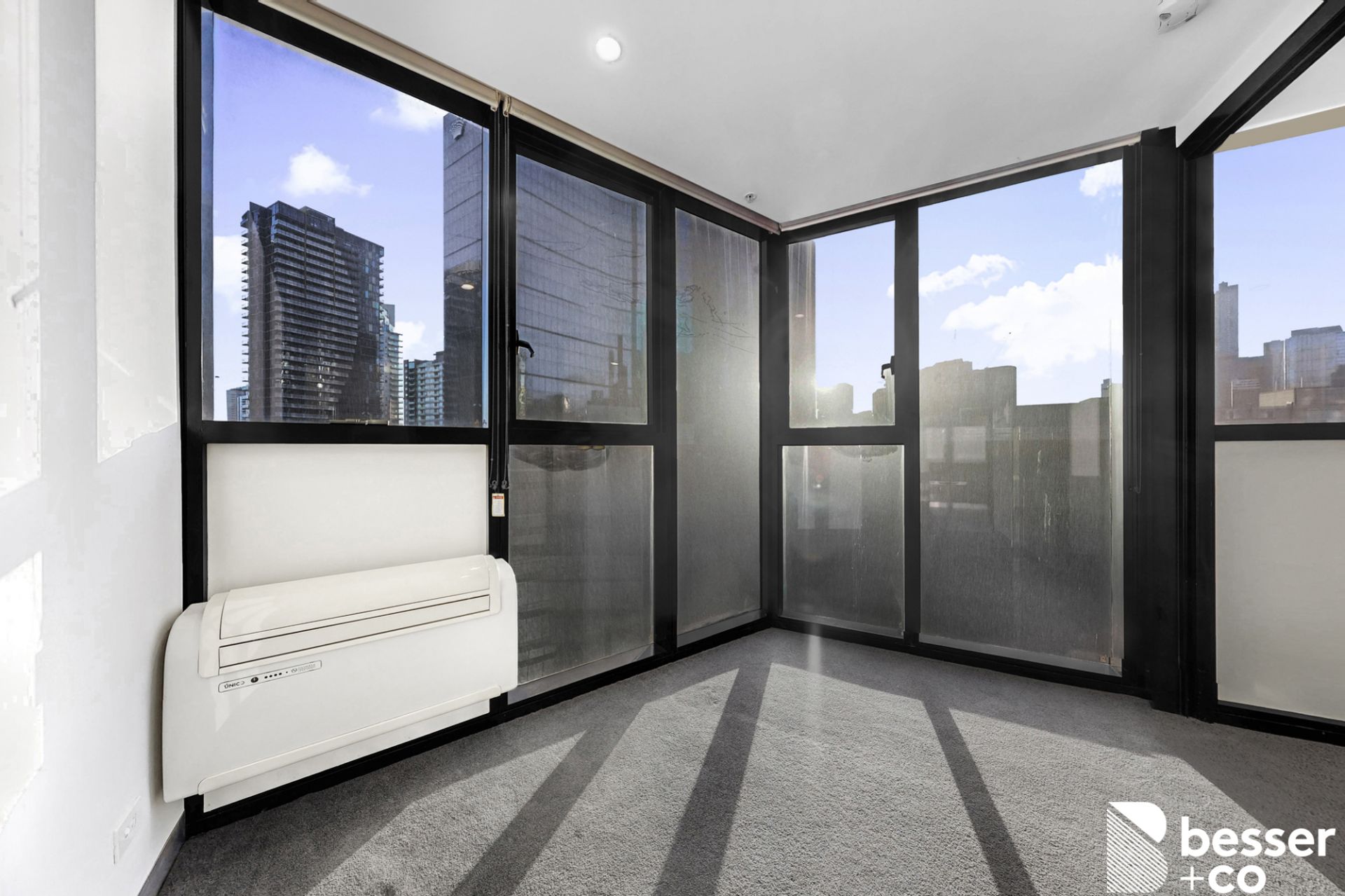 706/33 Clarke Street, Southbank - Thumbnail 6