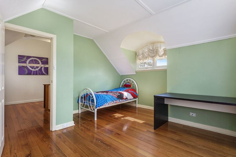 30 Burroughs Road, Balwyn - Thumbnail 4
