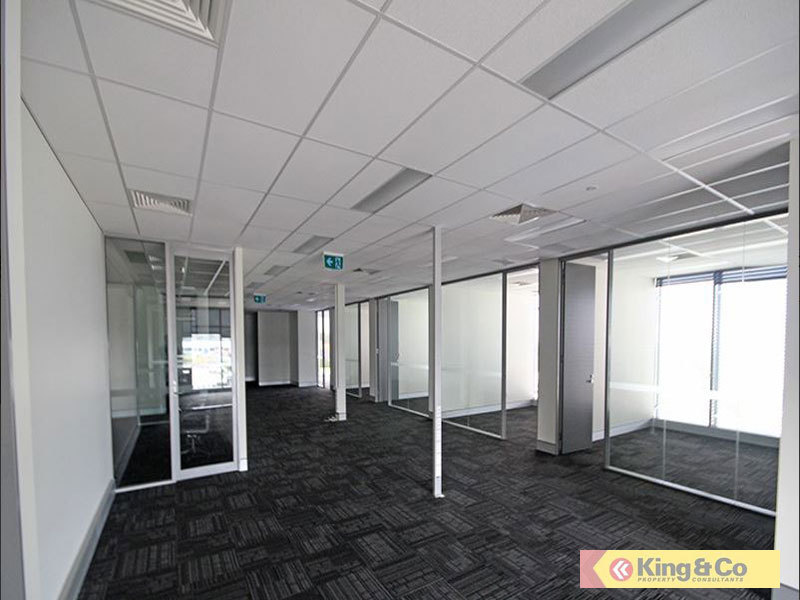 CONTEMPORARY BANYO OFFICE