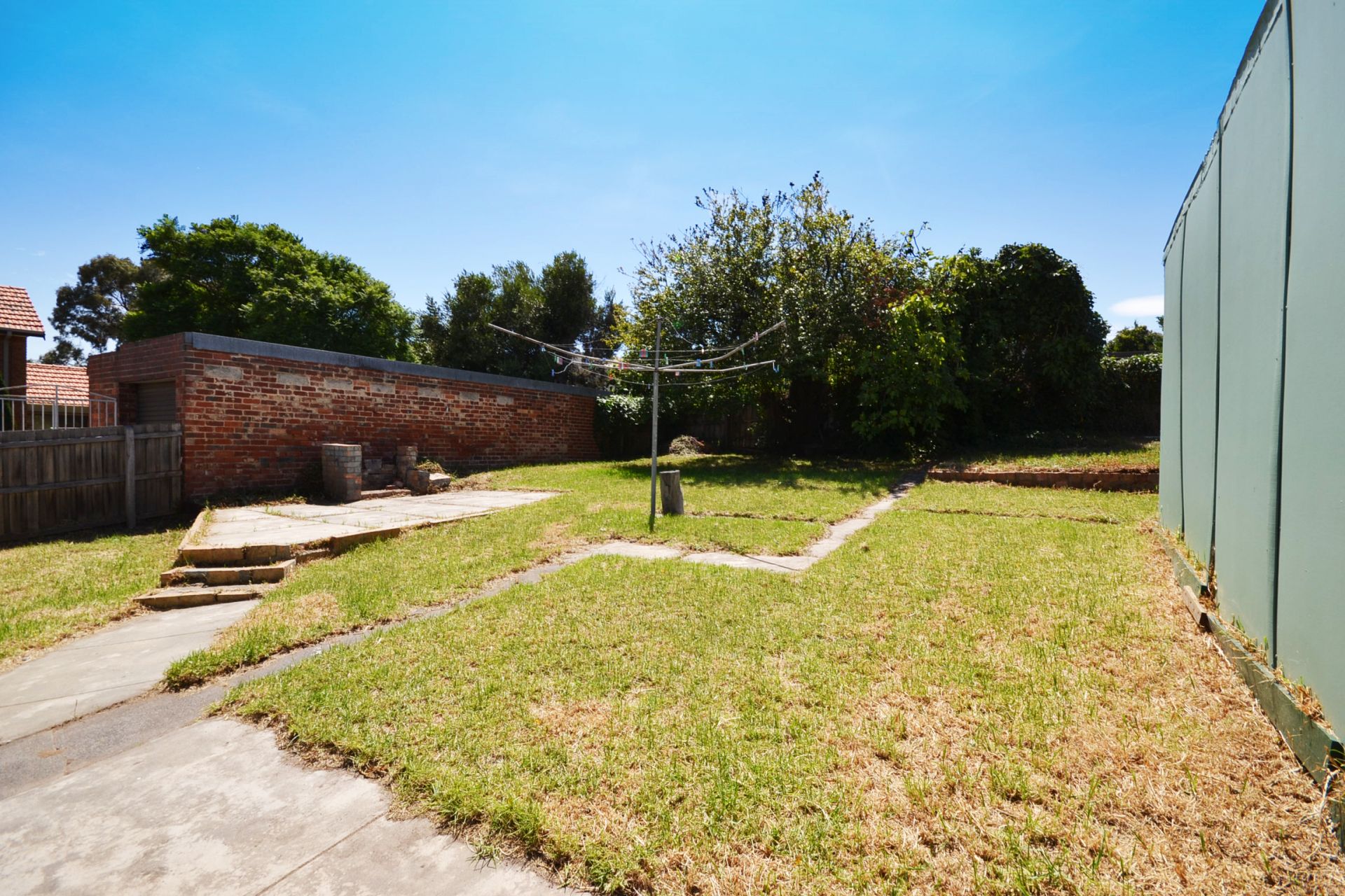 A SPACIOUS 2 BEDROOM HOUSE TO CALL HOME