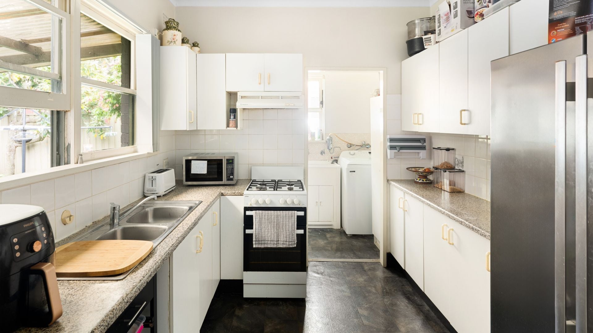 1 Taylor Close, Miranda NSW, Miranda - Thumbnail 8