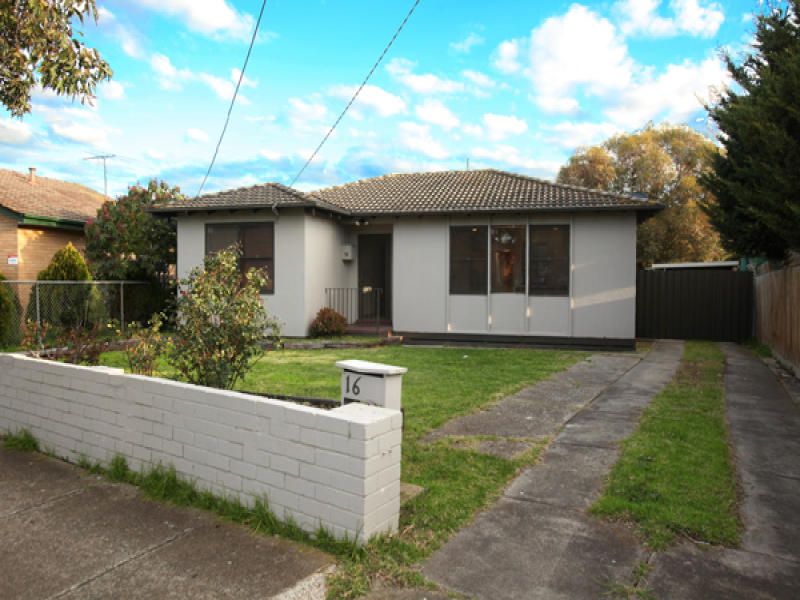 16 Evans Crescent, Laverton - Thumbnail 2