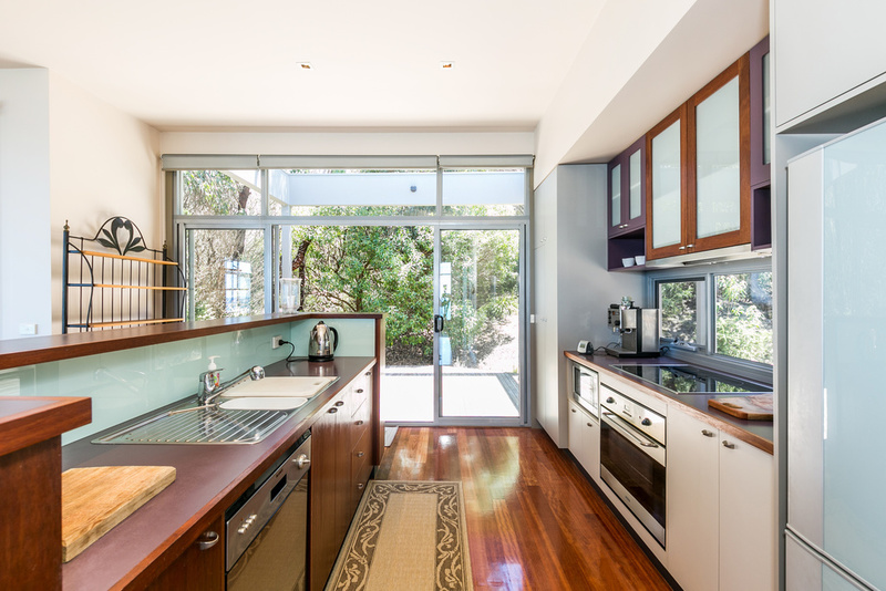 33 Banool Road, Fairhaven, VIC, Fairhaven - Thumbnail 3