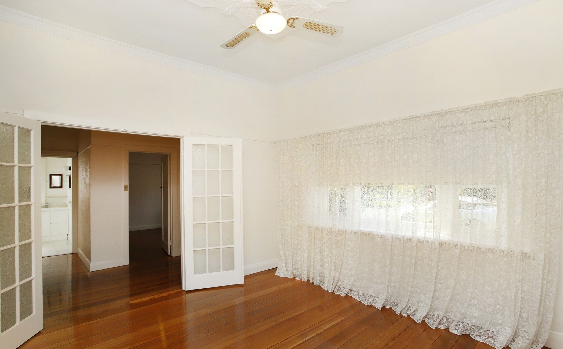 18 Albion Street Kingsville VIC, Kingsville - Thumbnail 2