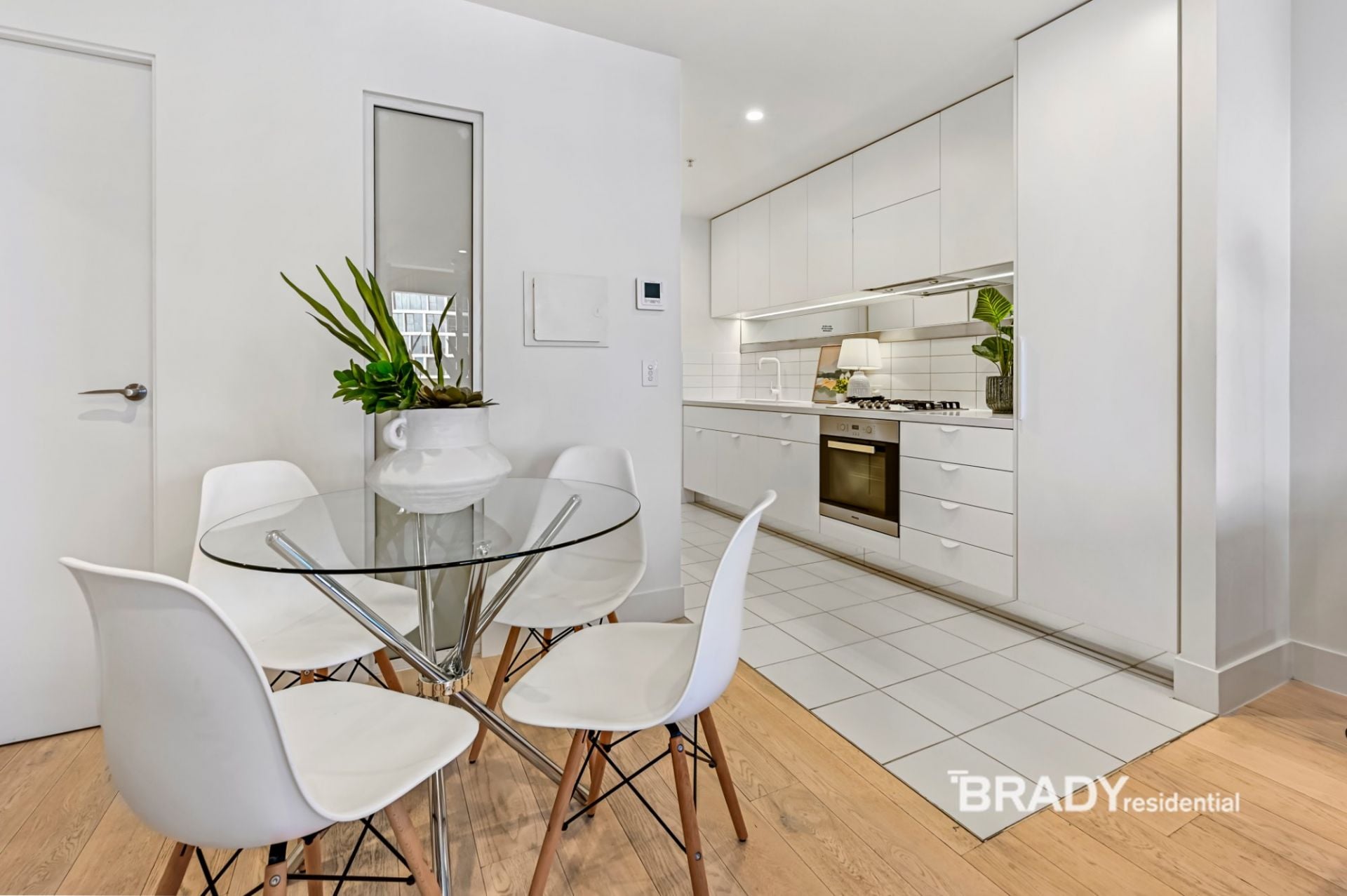 1105/500 Elizabeth Street MELBOURNE VIC, Melbourne - Thumbnail 4